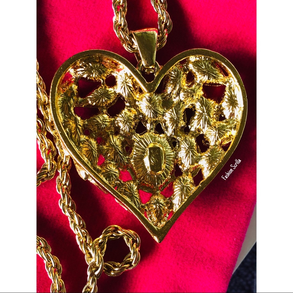 Yves Saint Laurent Gold XL Heart crystal Necklace - Picture 12 of 16